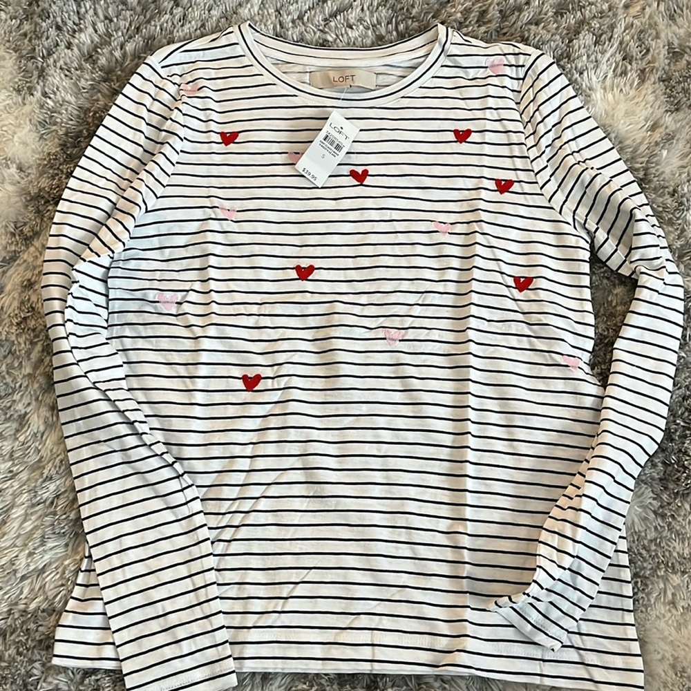 NWT Loft Sz Small Ling Sleeve Striped Top with Hearts